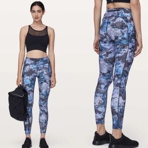 LULULEMON Speed Up Tight - Size 4
